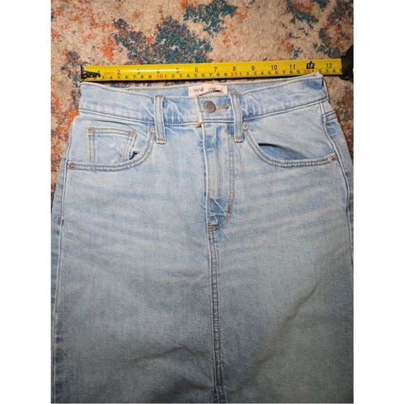 Denim Midi Skirt high waisted seasonal favorite - Picture 5 of 5